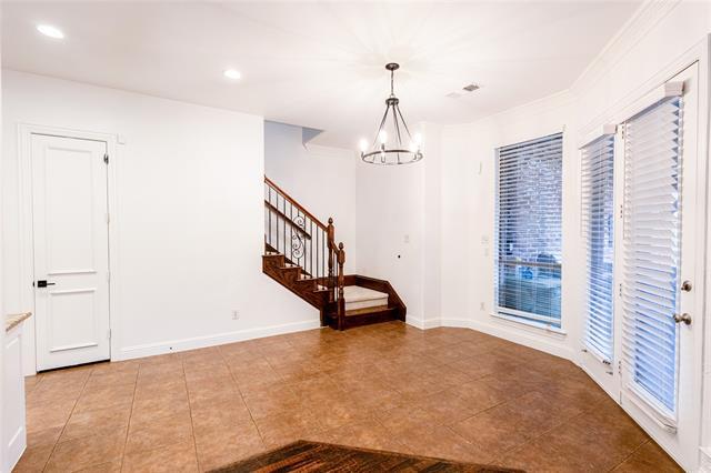 Building Photo - 2408 Lady of the Lake Blvd