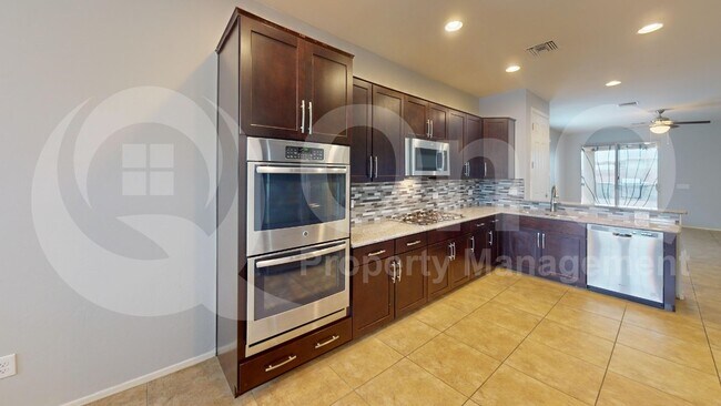 Building Photo - 7991 S Dolphin Way
