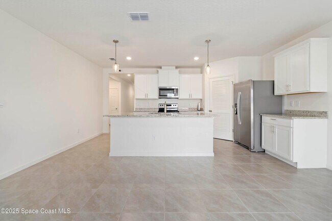Building Photo - 7144 Topaz Dr
