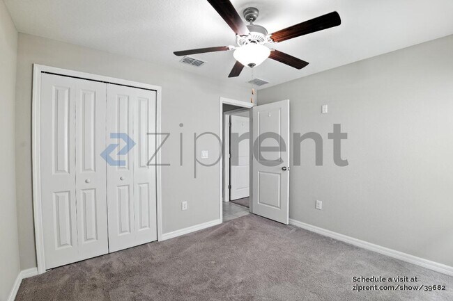 Building Photo - 10382 Blue Plume Ct