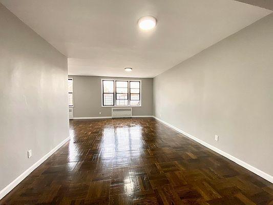 Building Photo - 3 bedroom in BRONX NY 10468