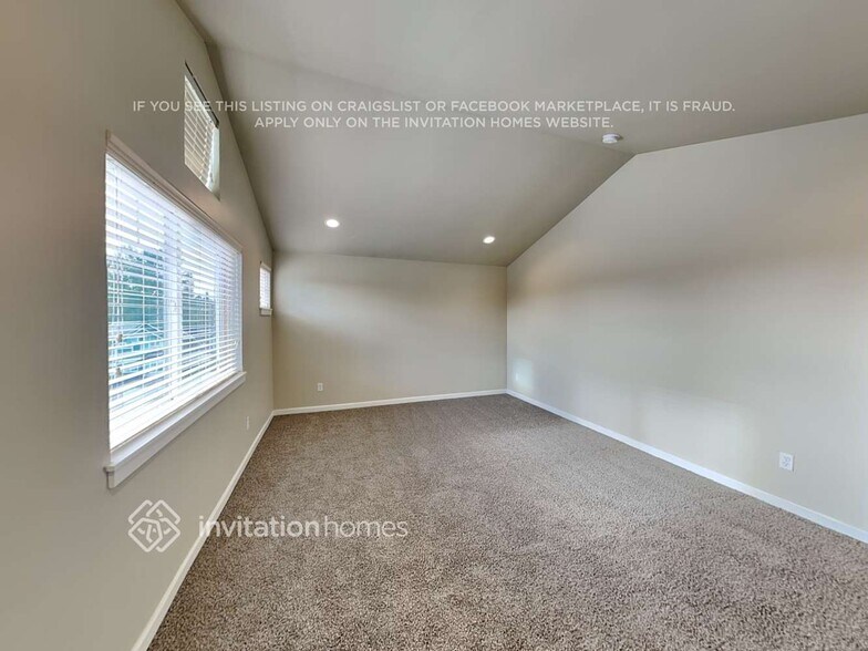Building Photo - 11104 Paine Field Way