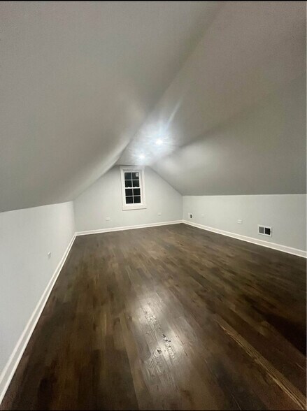 Building Photo - 5212 S Lorel Ave