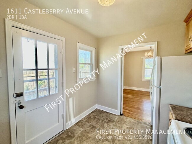 Building Photo - 1611 Castleberry Ave