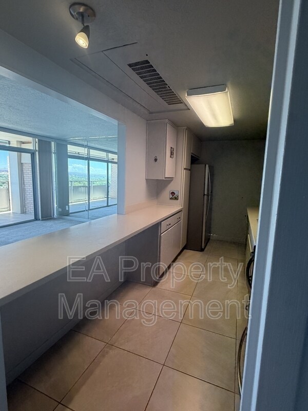 Building Photo - 1331 Park Ave SW