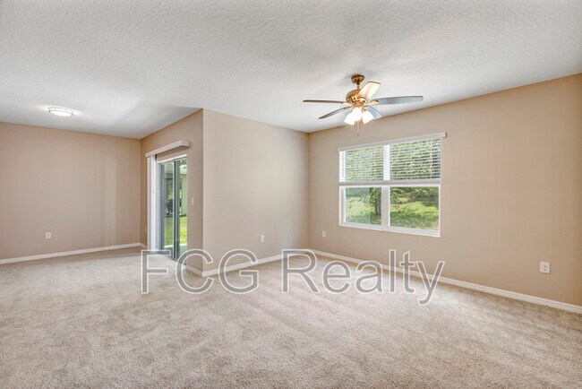 Building Photo - 72 Hickory Crse