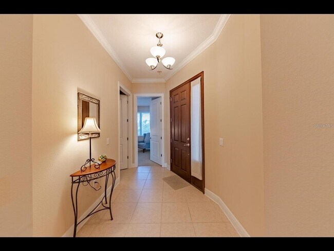 Building Photo - 1042 Bellasol Way