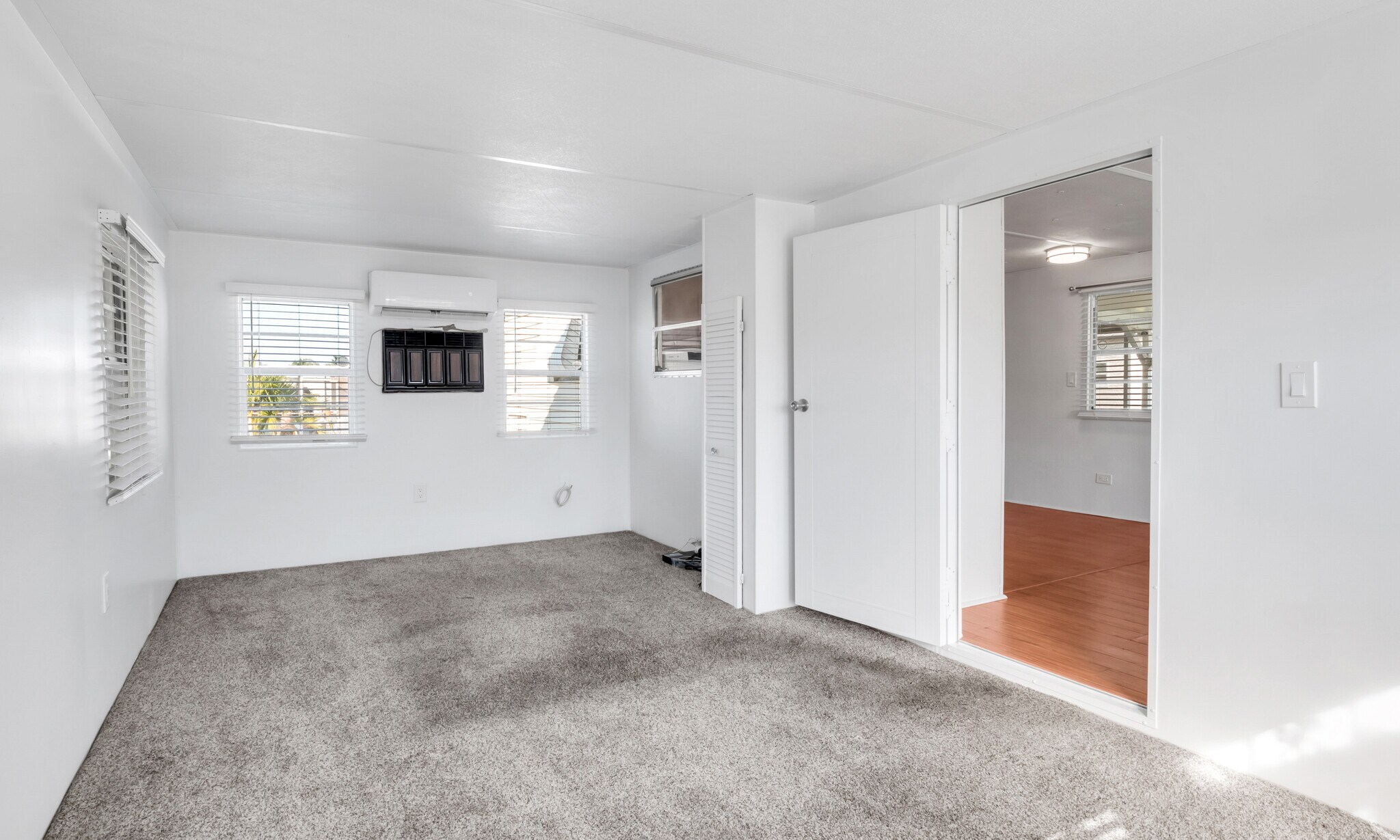 Building Photo - 209 50th Avenue Plz E