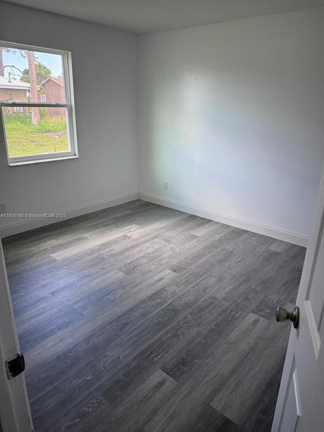 Building Photo - 6503 Palomar Pkwy