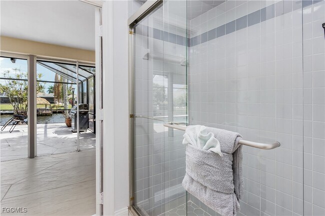 Building Photo - 618 Archer Pkwy W