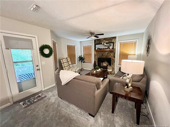 Building Photo - 6792 Willowbrook Dr