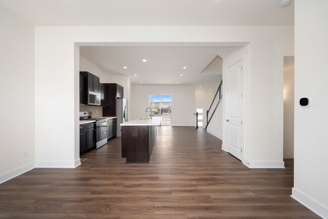 Building Photo - New Townhome in Wheat Ridge!!