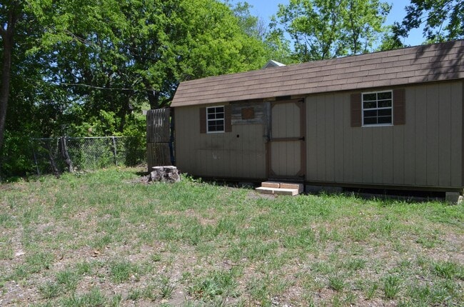 Building Photo - Call this Home!