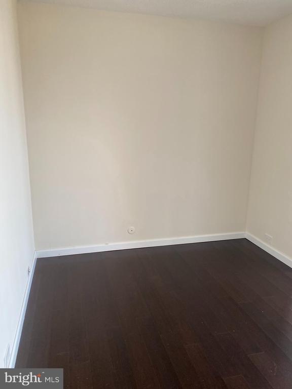 Building Photo - 1326 Spruce St