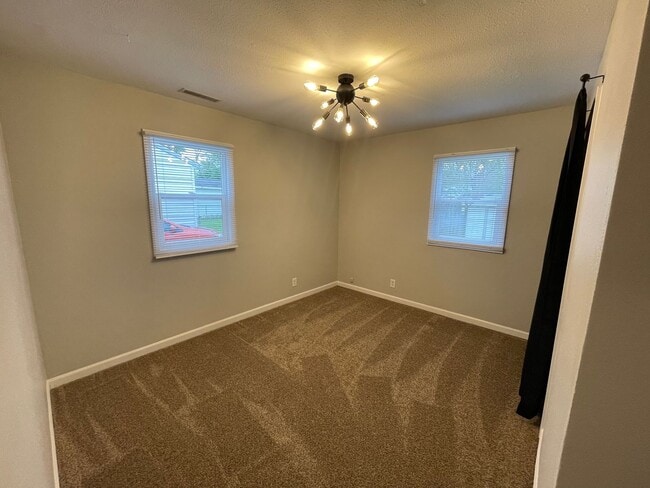 Building Photo - Three Bedroom Single Family Home Available...