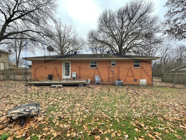 Building Photo - Sherwood 3 Bedroom Home