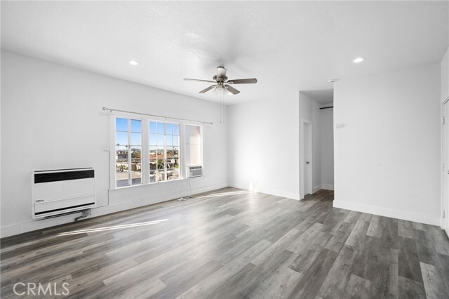 Building Photo - 228 S Kenwood St