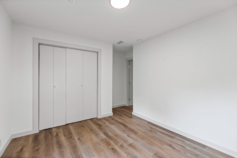 Building Photo - 4407 S Ocheltree St