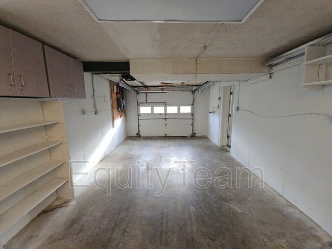 Building Photo - 5462 Joey Terrace