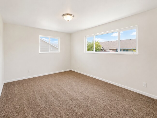 Building Photo - Fortney 4 plex