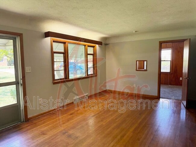 Building Photo - 5785 Fitch Rd