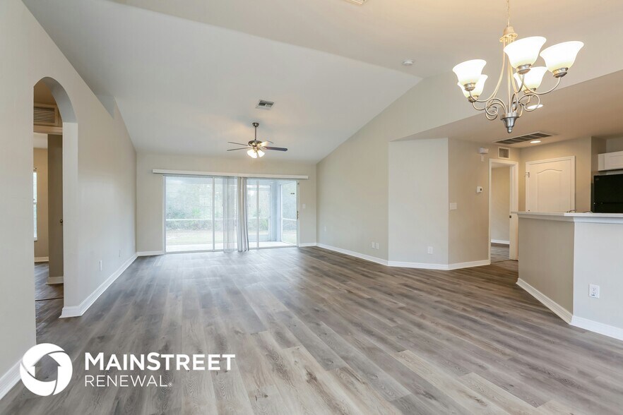 Building Photo - 2507 66th St W