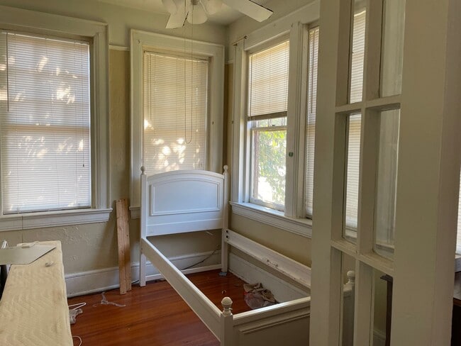 Building Photo - 1313 S Perry St