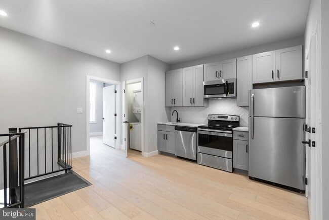 Primary Photo - 1707 Rittenhouse Square
