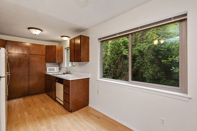 Interior Photo - Clayton Manor Apartments