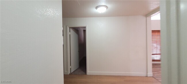Building Photo - 7664 Angel Crest Cir