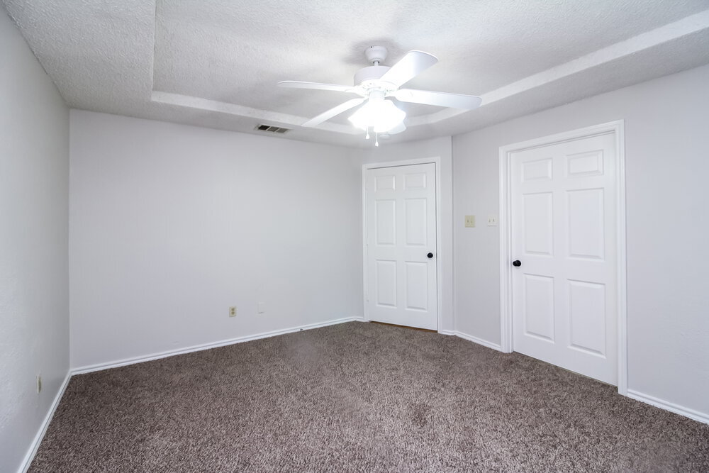 Building Photo - 1205 Hall Rd