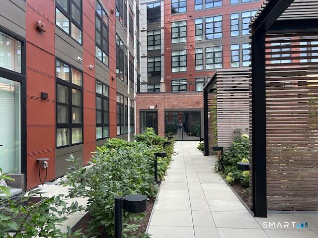 Building Photo - 711 Summer St