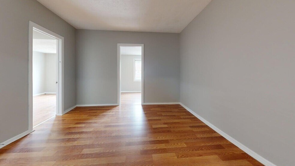 Building Photo - 888 Rondel Rd