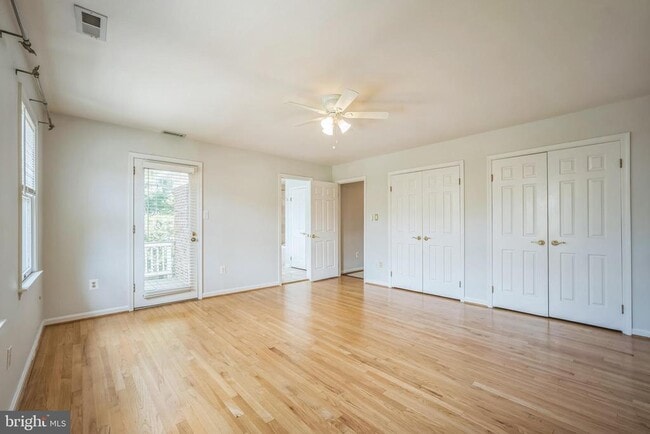 Building Photo - 7330 Lewinsville Park Ct