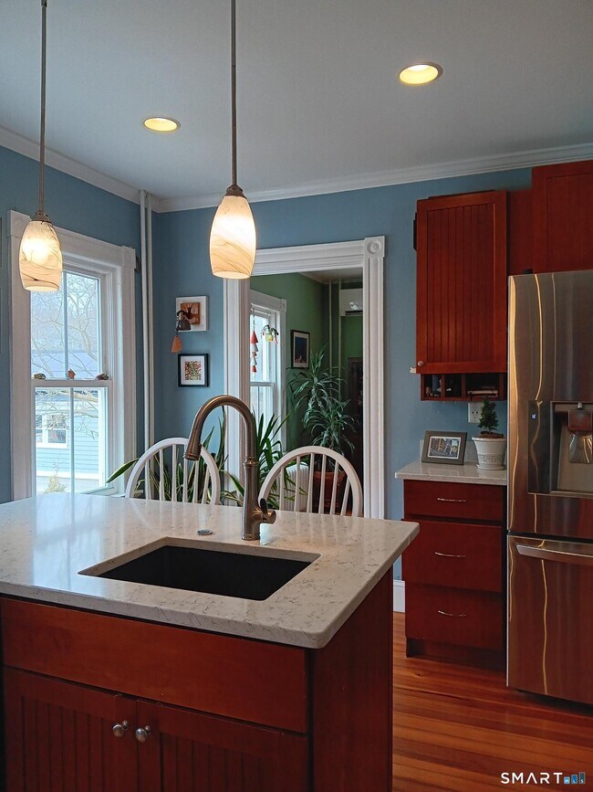 Building Photo - 5 Ashby St