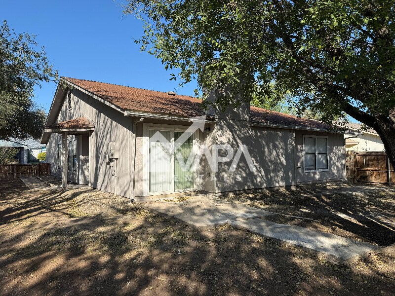 Building Photo - 10362 Tippecanoe