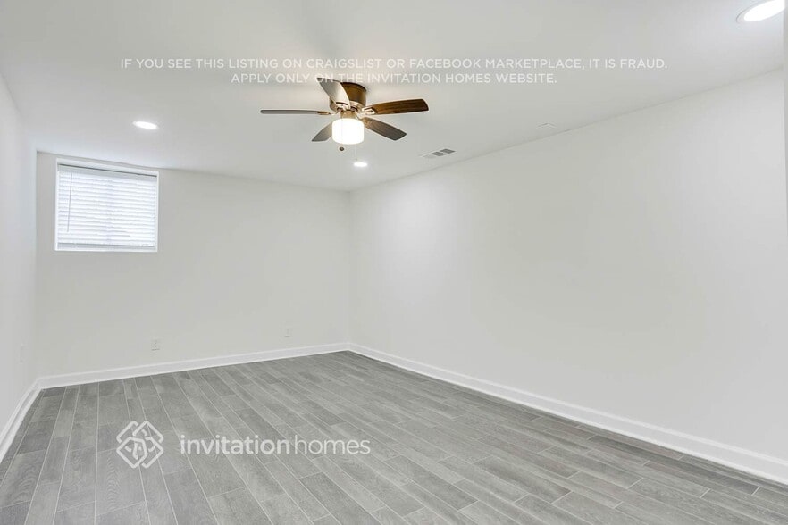 Building Photo - 3195 Pyrite Cir SW