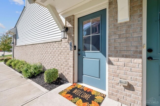 Building Photo - 108 Old Pond Rd