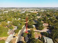 Building Photo - 2101 Benwick Cir