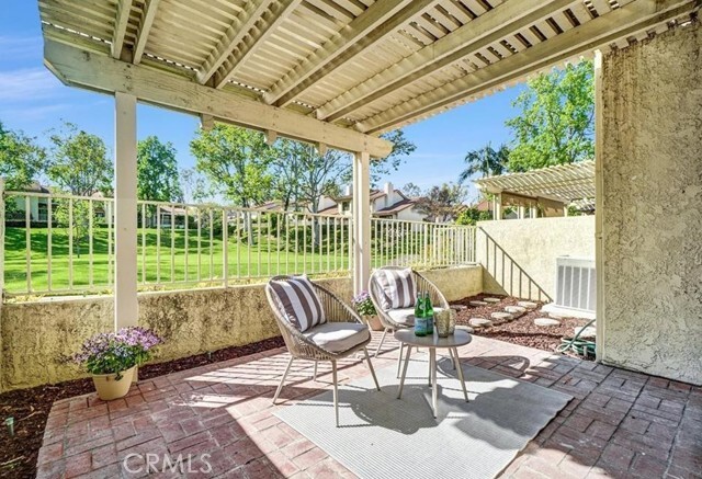 Building Photo - 913 Whitewater Dr