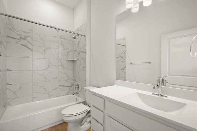 Building Photo - 15004 Ryman Rd