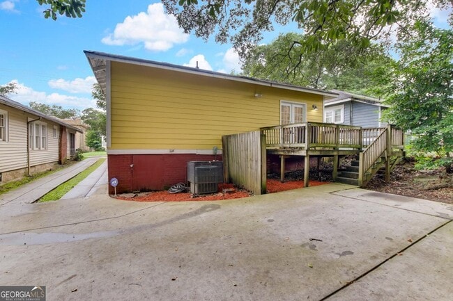 Building Photo - 860 Metropolitan Pkwy SW