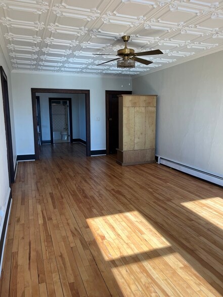 Building Photo - 415 E Saint Germain St