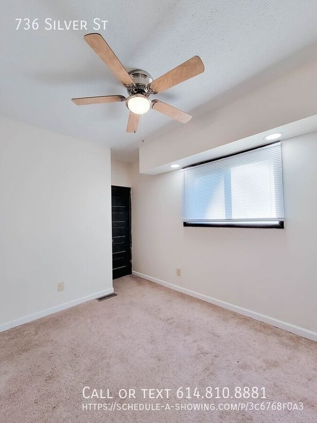 Building Photo - 736 Silver St