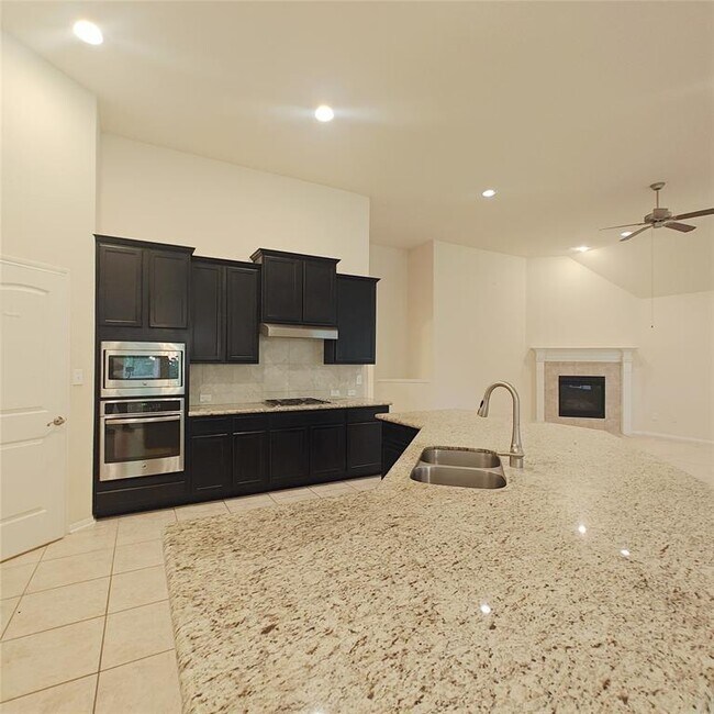 Building Photo - 8922 Covington Estates Cir
