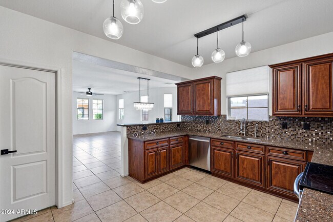 Building Photo - 3771 E Kristal Way