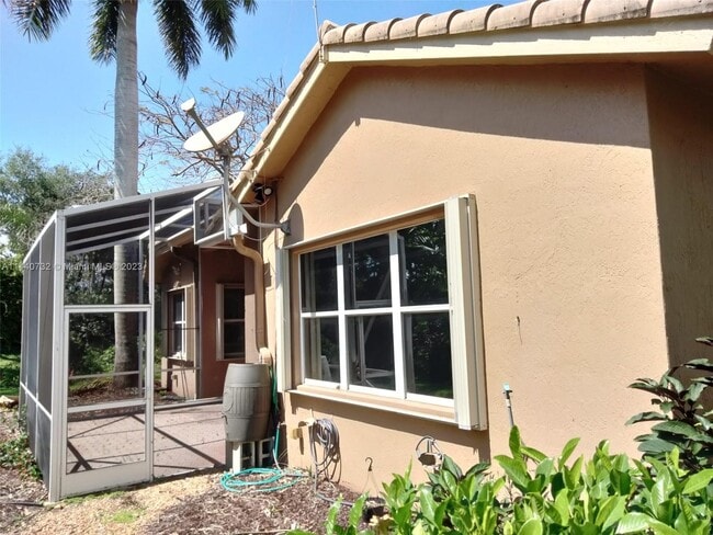 Building Photo - 8804 Via Tuscany Dr