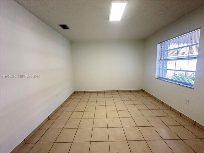 Building Photo - 9540 SW 36th St