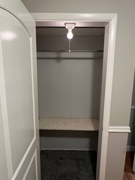 Building Photo - 2540 Elyria Ave