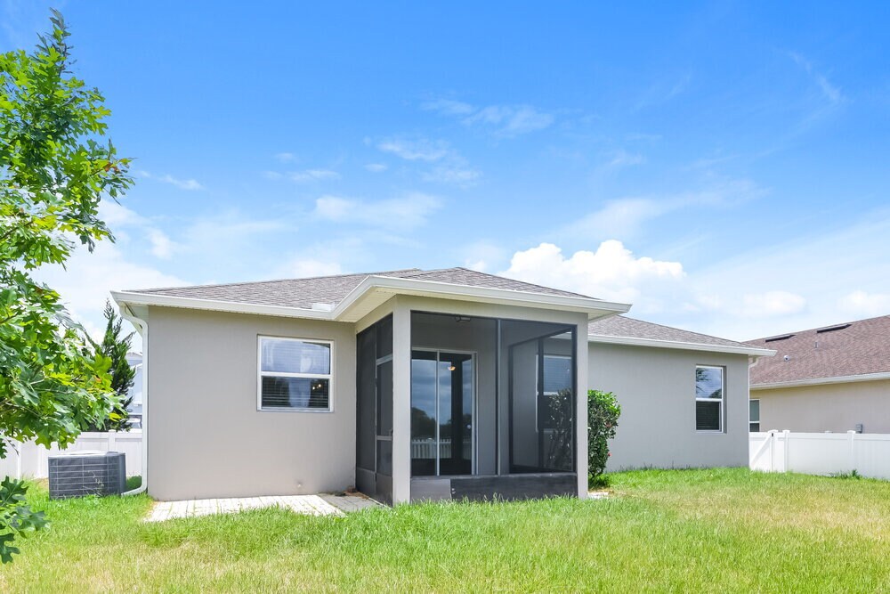 Building Photo - 3231 Bayou Ln